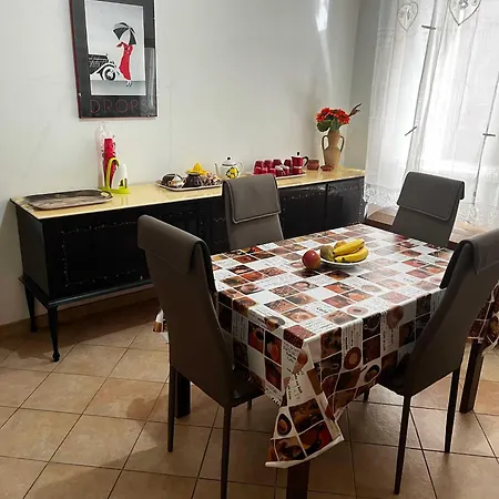 140 Mq A Pochi Minuti Da Tropea, 2 Bagni בית נופש *