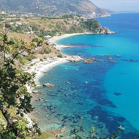 Ferienhaus 140 Mq A Pochi Minuti Da Tropea, 2 Bagni